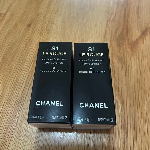 CHANEL 31 LE ROUGE - Two Lipsticks - Picture 3 of 5